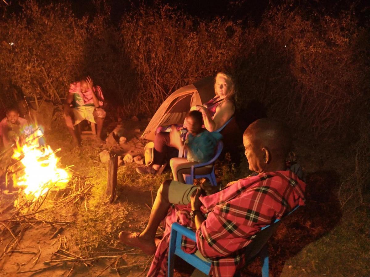 Maasai Homestay Camping Sekenani Eksteriør billede