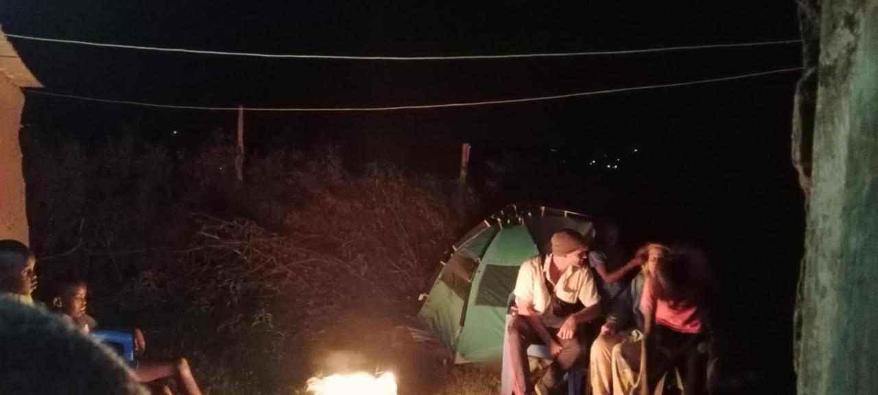 Maasai Homestay Camping Sekenani Eksteriør billede